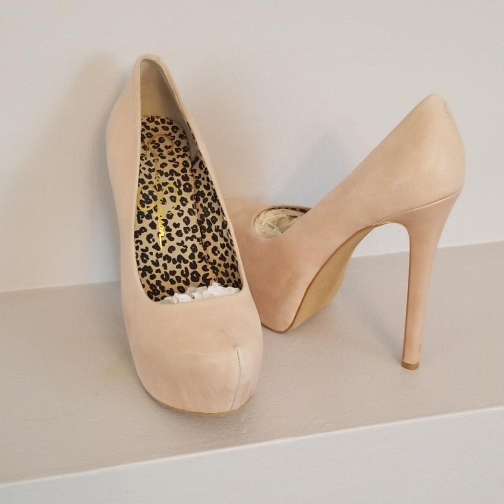 Nude Platform Pumps.